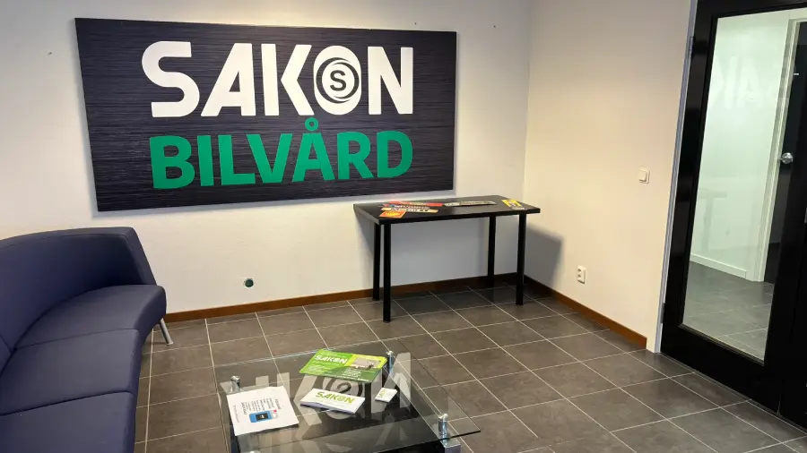 Vänta bekvämt medan bilen tvättas